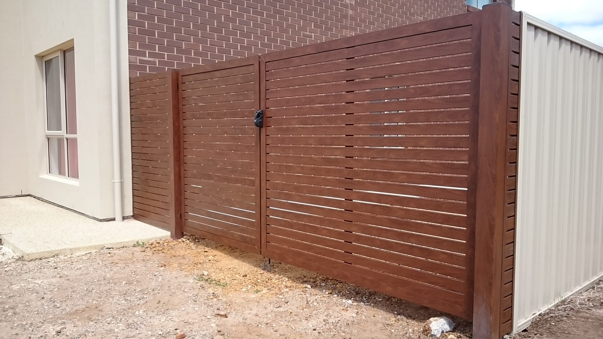 fencing adelaide
