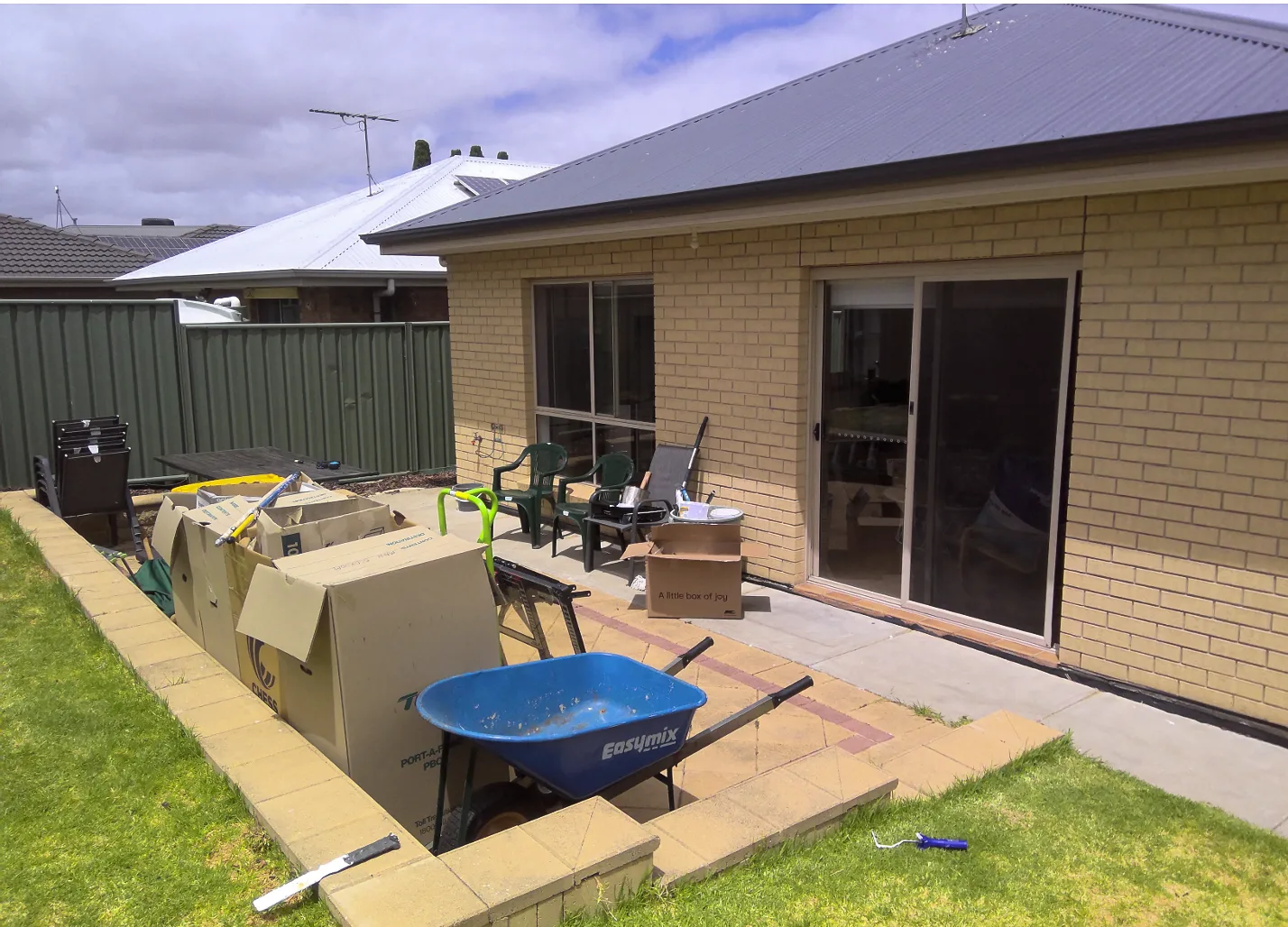 Custom verandah Adelaide outdoor patio by Aldinga Home Improvements